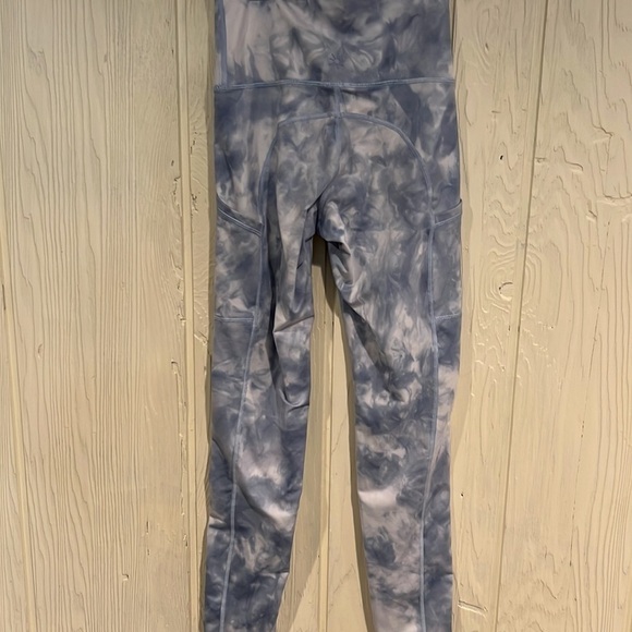 Aerie Offline Tie Dye Leggings with Pockets - Small - Picture 6 of 12